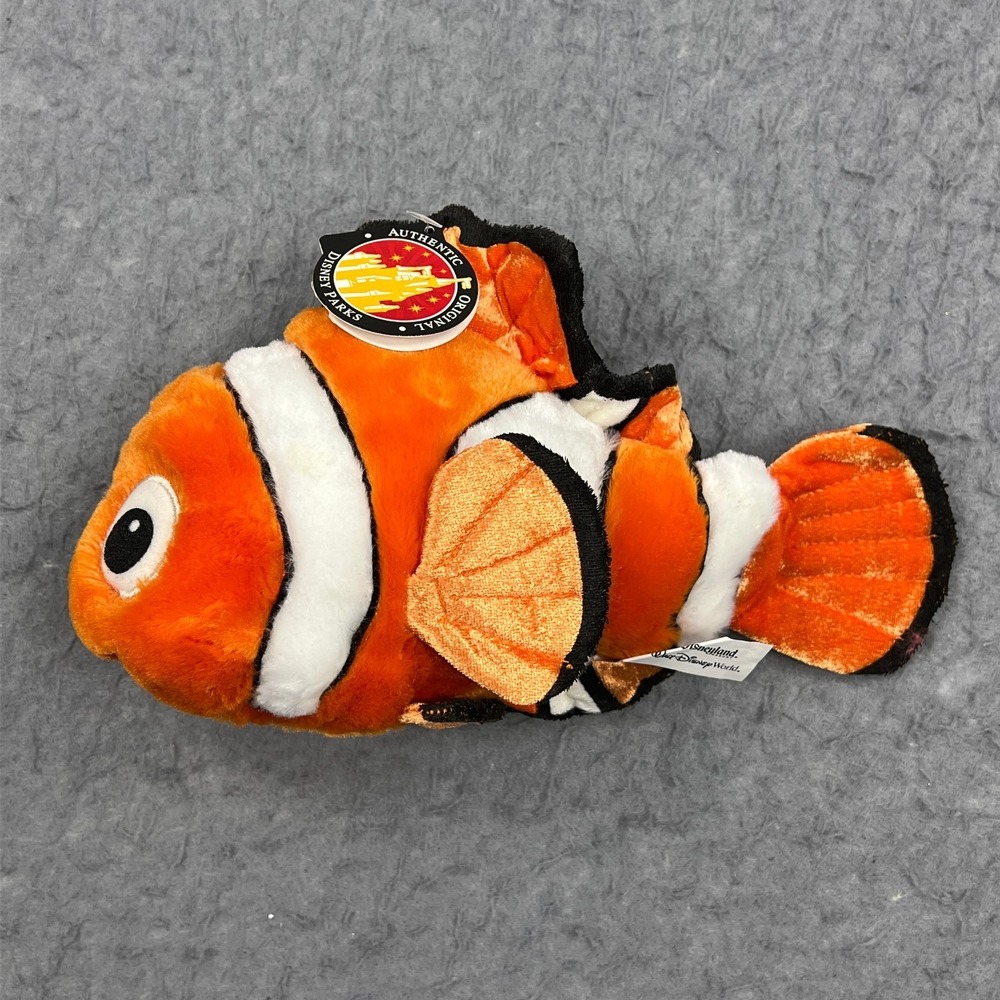 Finding Nemo Walt Disney World Disney Pixar Stuffed Animal Plush Bean Bag w/Tags
